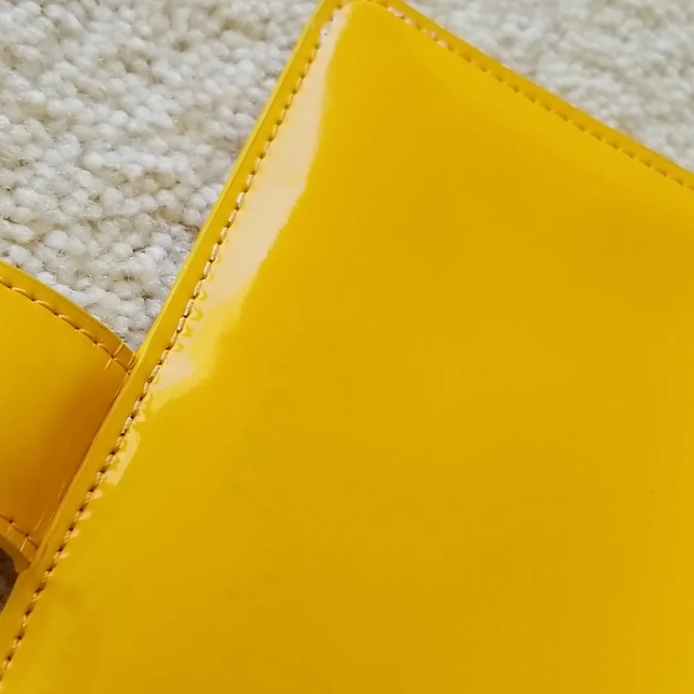 Baekgaard Yellow Vinal Bifold Wallet